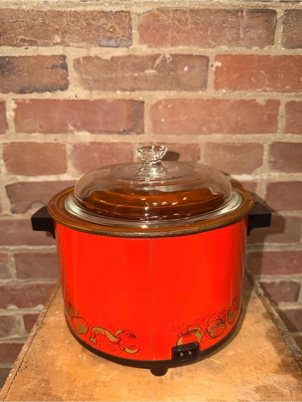 Crock-Pot Red Slow Cooker Vintage Spice Design 70s Kitchenware Rival